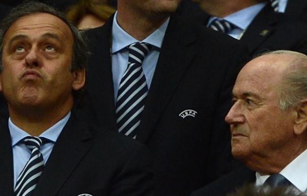 Platini y Blatter durante un congreso