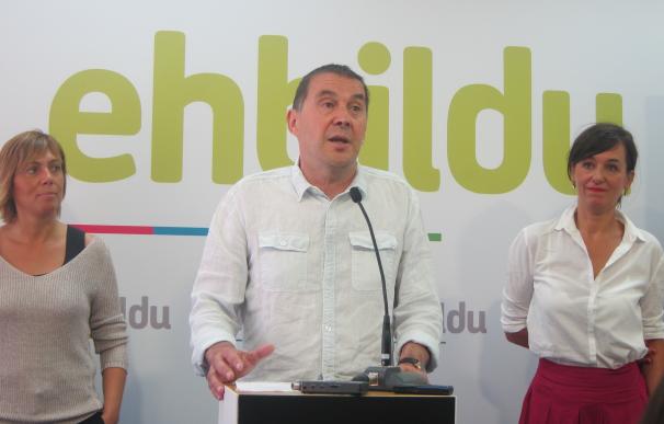 Otegi (EH Bildu) pide al PNV que diga a los votantes si va a apoyar al PP para que pueda gobernar en el Estado