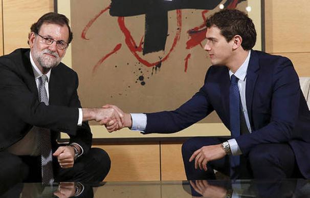 Rajoy intentará convencer esta semana a Rivera para que se pase al 'si'