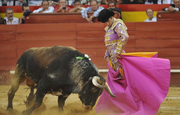 La corrida de toros de José Tomás dispara los precios y llena los hoteles de la capital