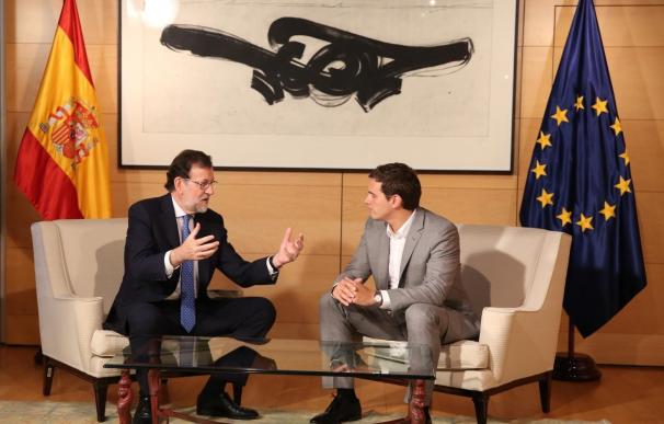 Moncloa ve margen con Ciudadanos y confía en que Rivera permita abrir una negociación con el PP