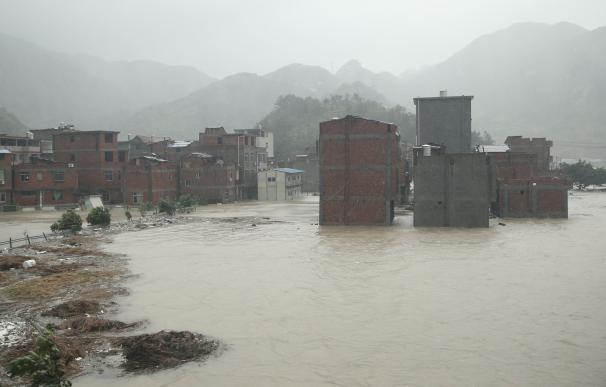 El tifón Soudelor causa estragos en Ningde, en la provincia de Fujian, China.