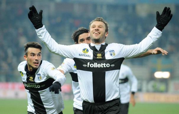 Cassano evita la derrota del Parma