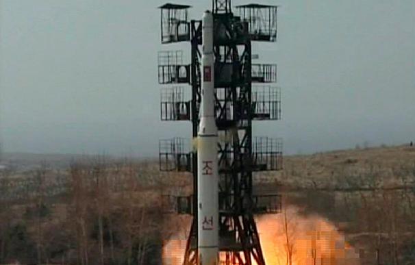 Corea del Norte pone en órbita un satélite entre el secretismo y la euforia