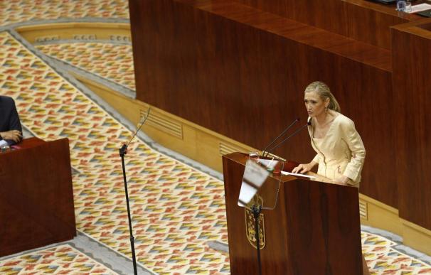 Cifuentes será investida hoy presidenta de Madrid tras un debate parlamentario que protagonizará la oposición