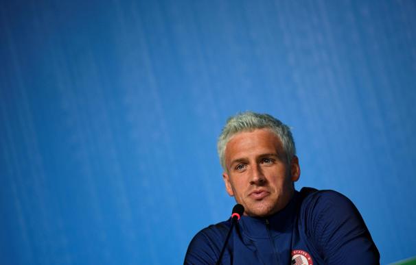 Swimmer Lochte takes 'full responsibility' for Rio scandal