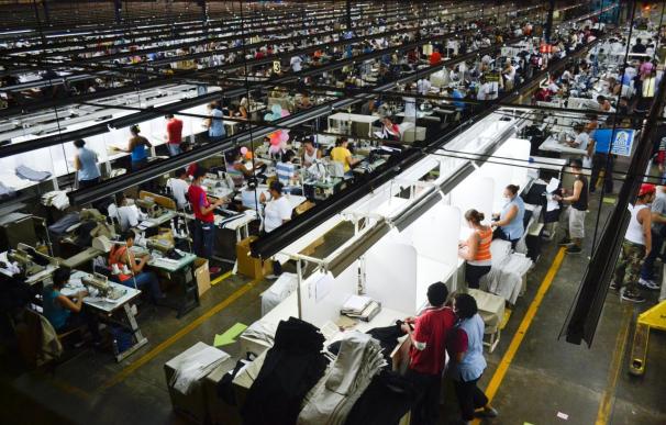 Oxfam denuncia la explotación laboral en las maquiladoras textiles de Centroamérica