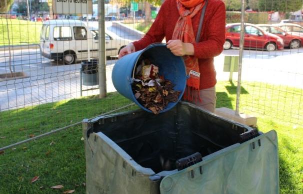 Binéfar pone en marcha un proyecto de compostaje doméstico