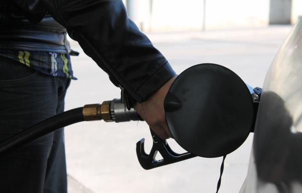 La CNMC defiende las gasolineras desatendidas, ya que aumentan la competencia en el mercado