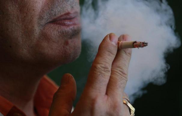 UGT demanda políticas públicas eficaces para reducir el número de fumadores en el Día Mundial sin Tabaco