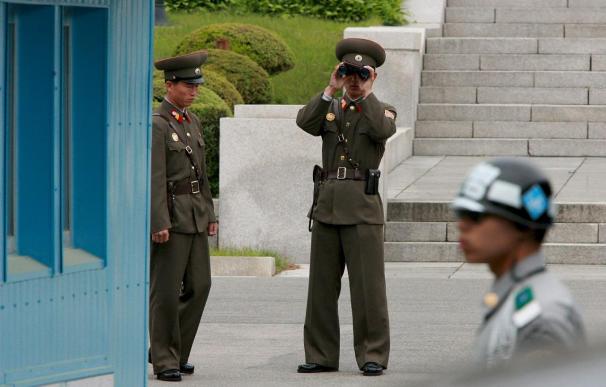 Un estadounidense entra ilegalmente en Corea del Norte y arremete contra su país