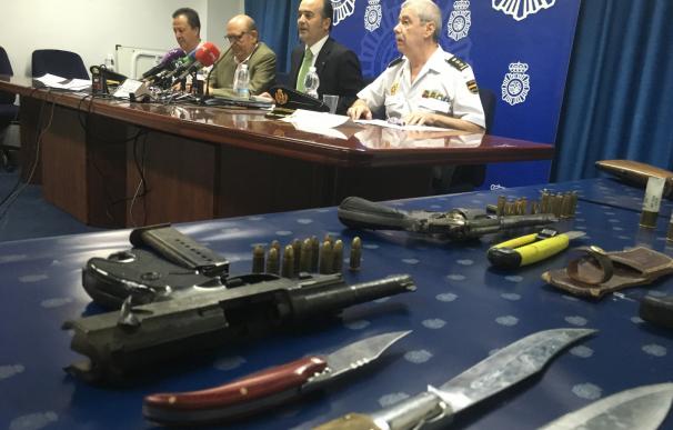 La Policía incautó tres armas de fuego en el domicilio de los dos detenidos por un tiroteo en Ciudad Real