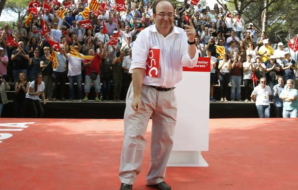 Iceta (PSC) advierte que no le gusta el "falso dilema" entre Rajoy y terceras elecciones