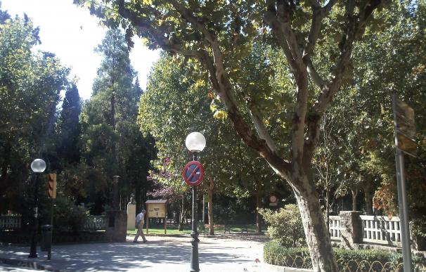 El Ayuntamiento de Huesca realiza un control de plagas del arbolado en parques y jardines con técnicas ecológicas