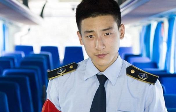 Zhao Haonan, 'el conductor del autobús más apuesto jamás visto".