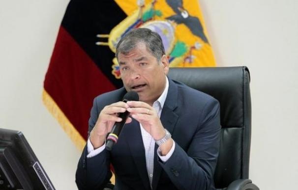 Correa denuncia la presencia de soldados "antipatriotas" en las FFAA