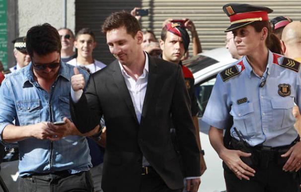 Messi, saliendo de los juzgados