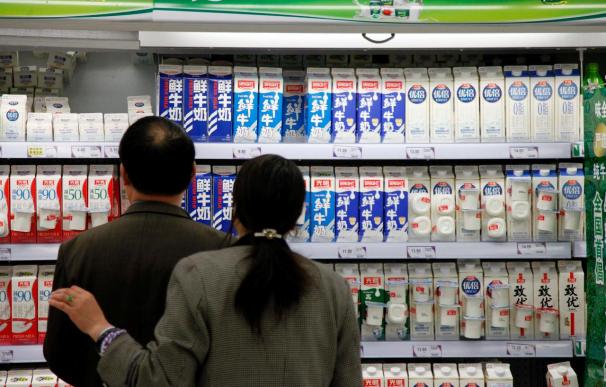 Mueren tres niños en China tras ingerir leche adulterada con nitritos