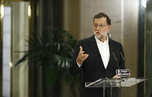 Rajoy avisa a Pedro Sánchez de que si el PSOE mantiene su 'no' la investidura será "imposible"