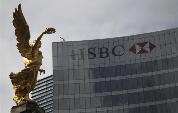 Un ex empleado de HSBC queda libre a la espera de extradición a Suiza