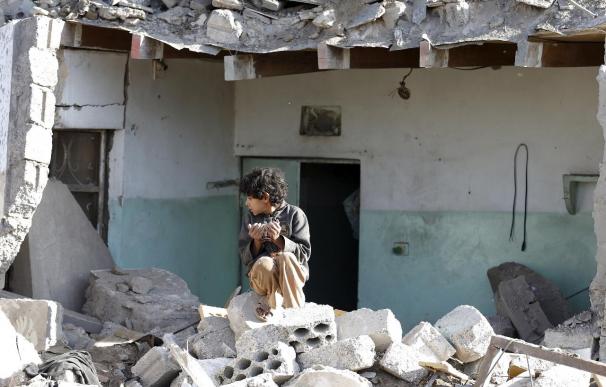 HRW pide a EEUU y Arabia Saudí que detengan el daño de la población civil en Yemen
