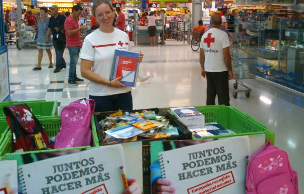 Carrefour y Cruz Roja ponen en marcha la octava edición de la campaña Vuelta al Cole Solidaria en Málaga