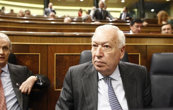 Margallo insiste en que las cuotas de asilo "se están discutiendo" y, de aprobarse, se distribuirán entre las CC.AA.