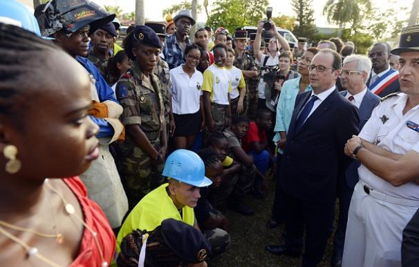 Hollande ya está en suelo cubano y ha tomado contacto con la isla