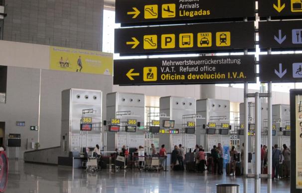 Los nueve vuelos desviados a otros aeropuertos por un fallo en la torre de control vuelven a Málaga