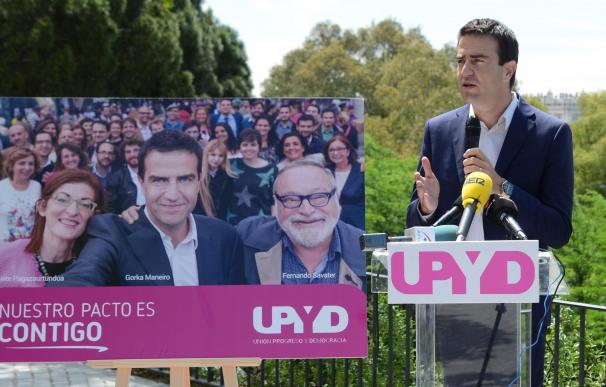 Gorka Maneiro (UPyD) ofrece a Alonso "clases particulares de constitucionalismo" en el País Vasco
