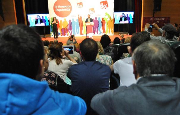 Alberto Garzón responsabiliza a Rajoy de provocar "el éxodo de más de un millón de jóvenes desempleados"