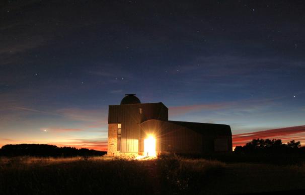 El Observatorio Astronómico celebra una sesión de puertas abiertas para ver las Perseidas