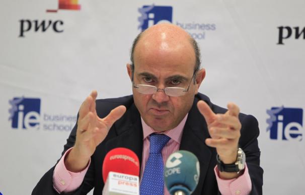 España necesita financiación por 330.000 millones en 2012, según De Guindos