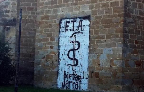 Gobierno Navarra exige a ayuntamientos de Arbizu y Etxarri-Aranatz que eliminen pintadas de exaltación del terrorismo