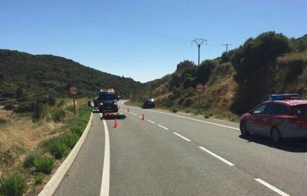 Dos motoristas heridos tras sufrir una caída en San Adrián