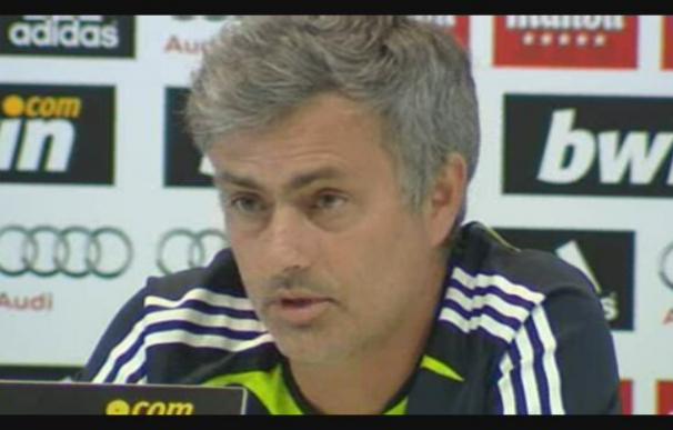 Mourinho cree que si el Real Madrid pierde ante el Sporting, pierde la Liga