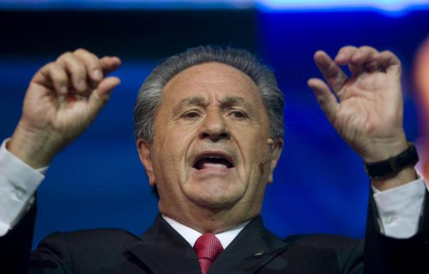 El peronismo opositor queda fracturado tras la salida del expresidente Duhalde