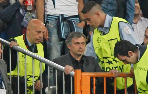 Mourinho pierde sobre el campo la batalla de los técnicos