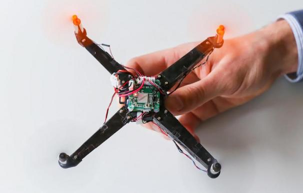 Los drones tendrán un sistema que les previene de posibles colisiones