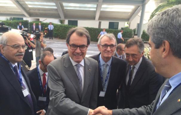 El president Artur Mas y el presidente del Círculo de Economía, Anton Costas, hoy, en Sitges.
