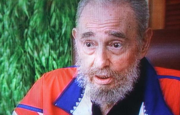 Fidel Castro dice que EEUU engendra a los políticos más atolondrados del planeta