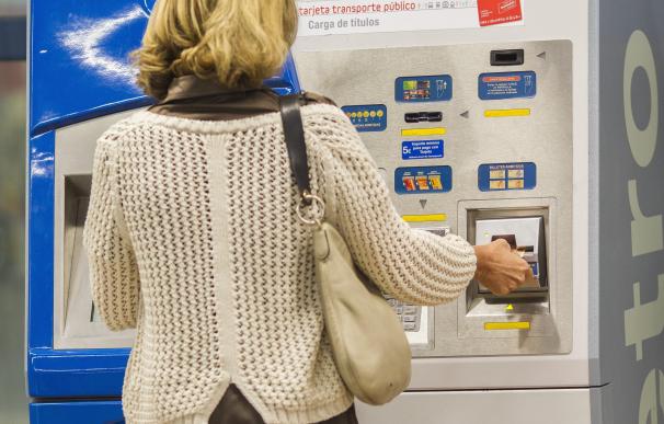 El Consorcio inicia las pruebas para utilizar la tarjeta sin contacto para el bono de 10 viajes