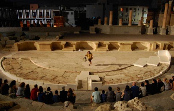 El Teatro Romano ofrecerá rutas y visitas temáticas durante todo el verano