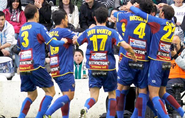 El Levante vuelve al trabajo sin seis de sus futbolistas