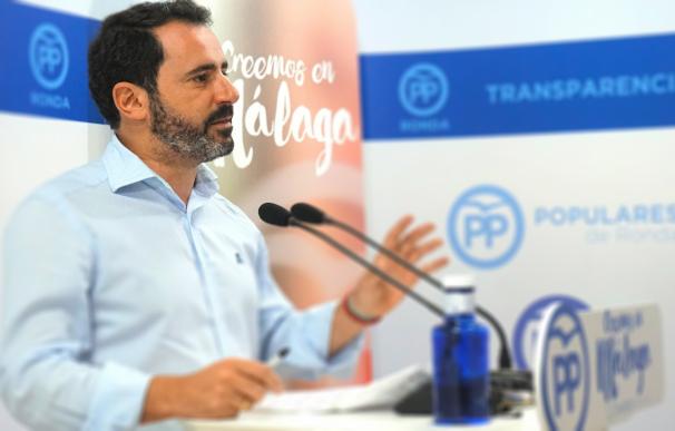 PP critica que la palabra de Junta "no vale nada" y que aboque a Málaga a "otro verano de recortes" en sanidad