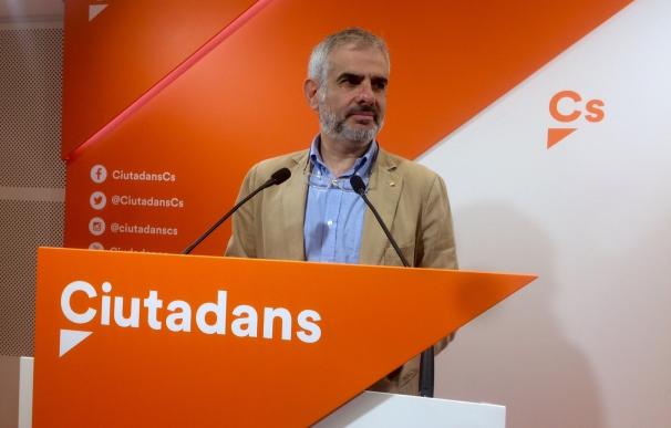 Cs considera "una tomadura de pelo" la reunión de Puigdemont y partidos sobre el referéndum