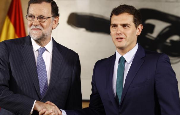 Albert Rivera retará hoy a Rajoy a comprometerse en el Congreso con la supresión de aforados tras aceptarlo en Murcia