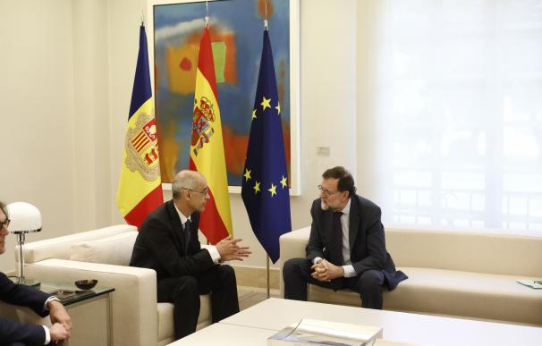Andorra se ofrece para acoger la Cumbre Iberoamericana de 2020 en una reunión con Rajoy en Moncloa