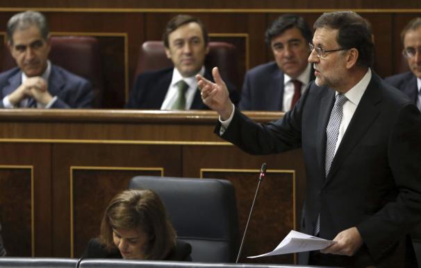 Rajoy no ve criterio en Sánchez, para quien es el presidente "más retrógrado"