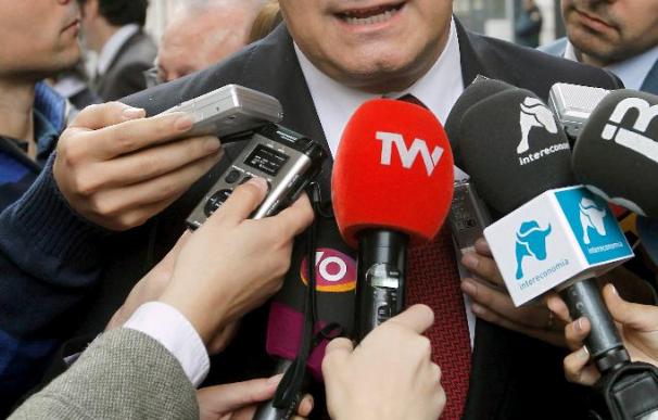 Pons recuerda al PP valenciano que "la libertad de prensa es sagrada"